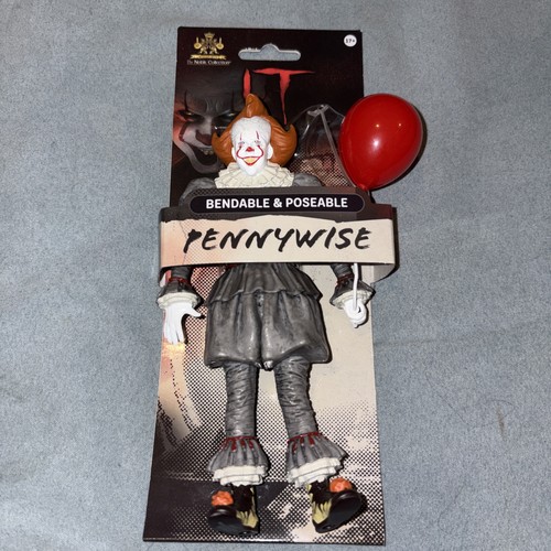 Bendable poseable pennywise - &,